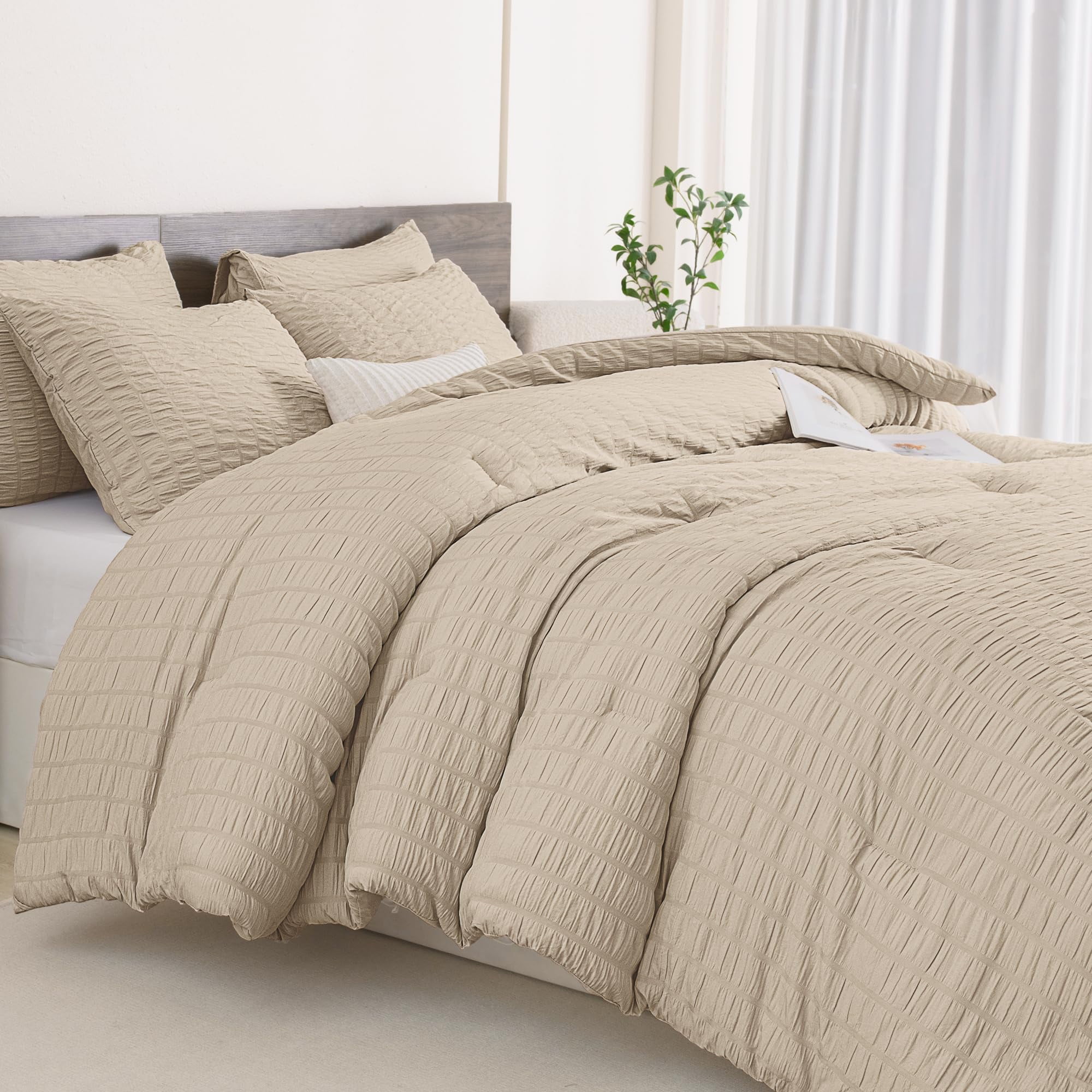 ANGENIA King Size Comforter Set Khaki, 3 Pieces Seersucker Textured Bedding Comforter Sets, Lightweight Microfiber Down Alternative Bed Set for Women Men (104"x 90" Comforter & 2 Pillowcases)