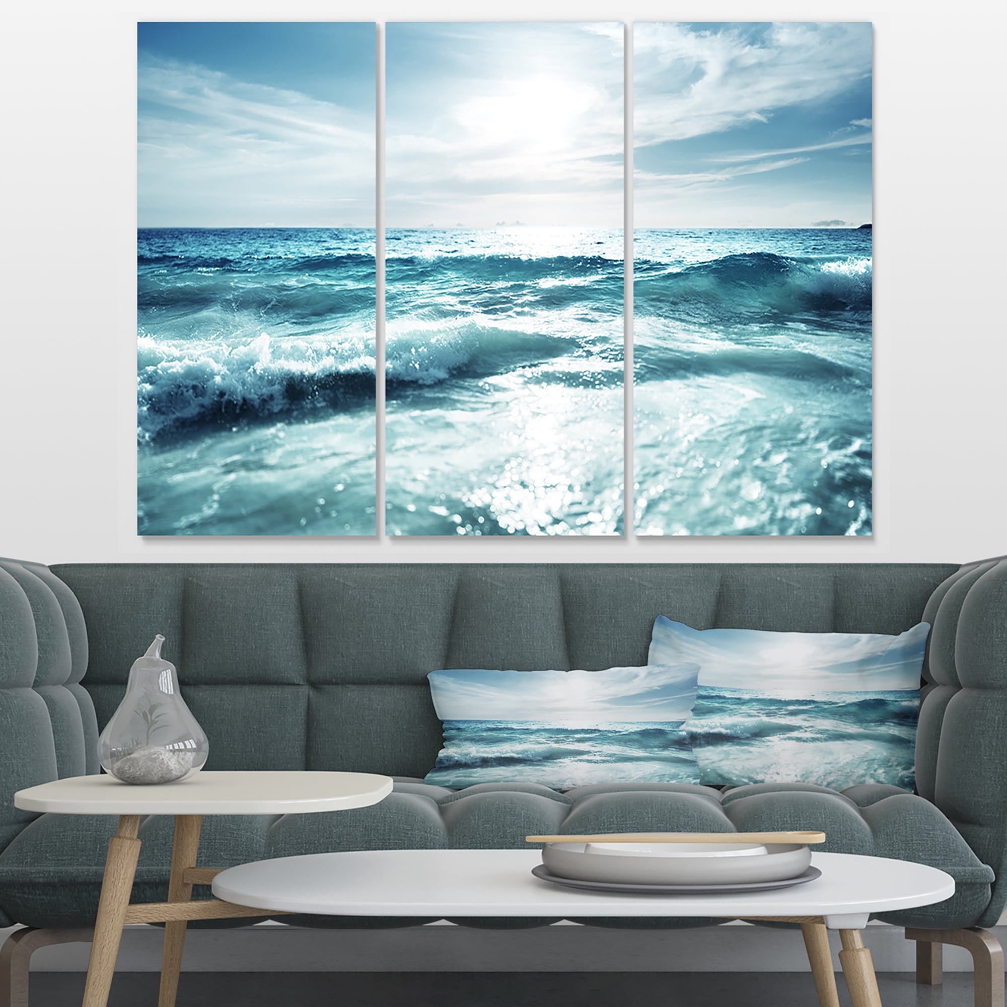Designart 'Seychelles Beach at Sunset ' Seascape Canvas Art Print