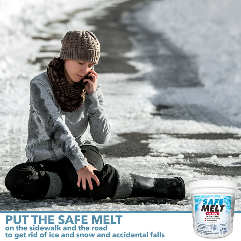 Safe Melt Pet Friendly Ice and Snow Melter with Scoop Included, Fast Acting  100% Pure Magnesium Chloride Formula, 15lb 