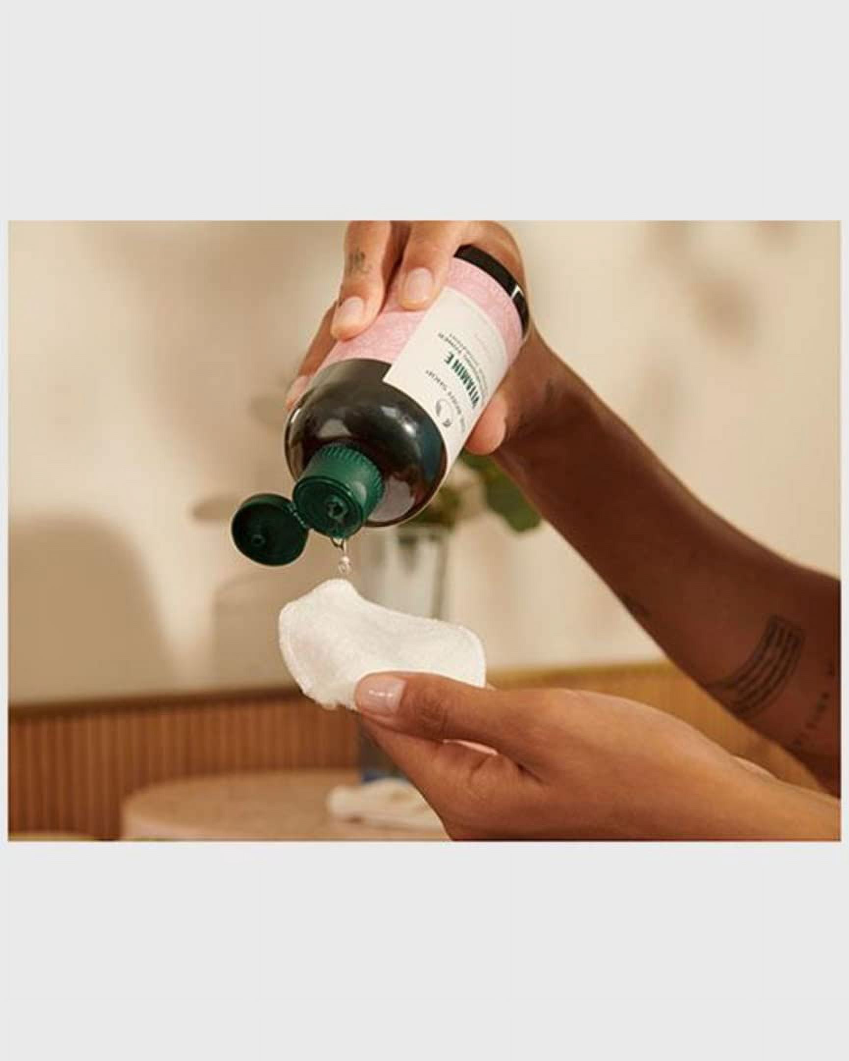 The Body Shop Vitamin E Hydrating Toner – Hydrates, Refreshes & Cleans – for All Skin Types – 8.4 oz