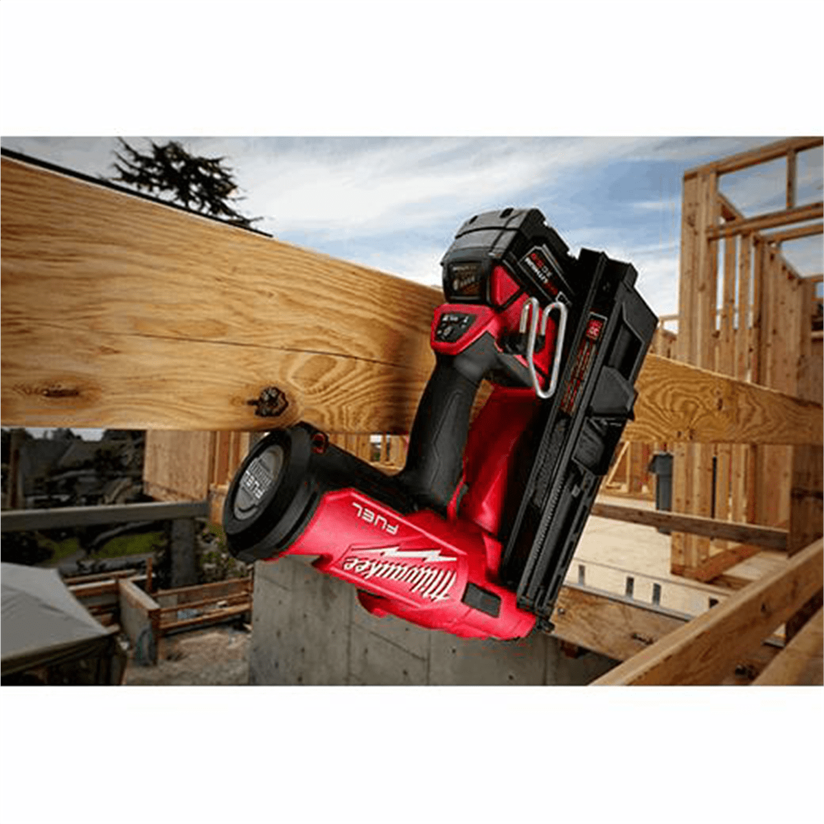 Milwaukee 2745-20 3.5" 18V 30 Degree Cordless Framing Nailer (Tool Only)