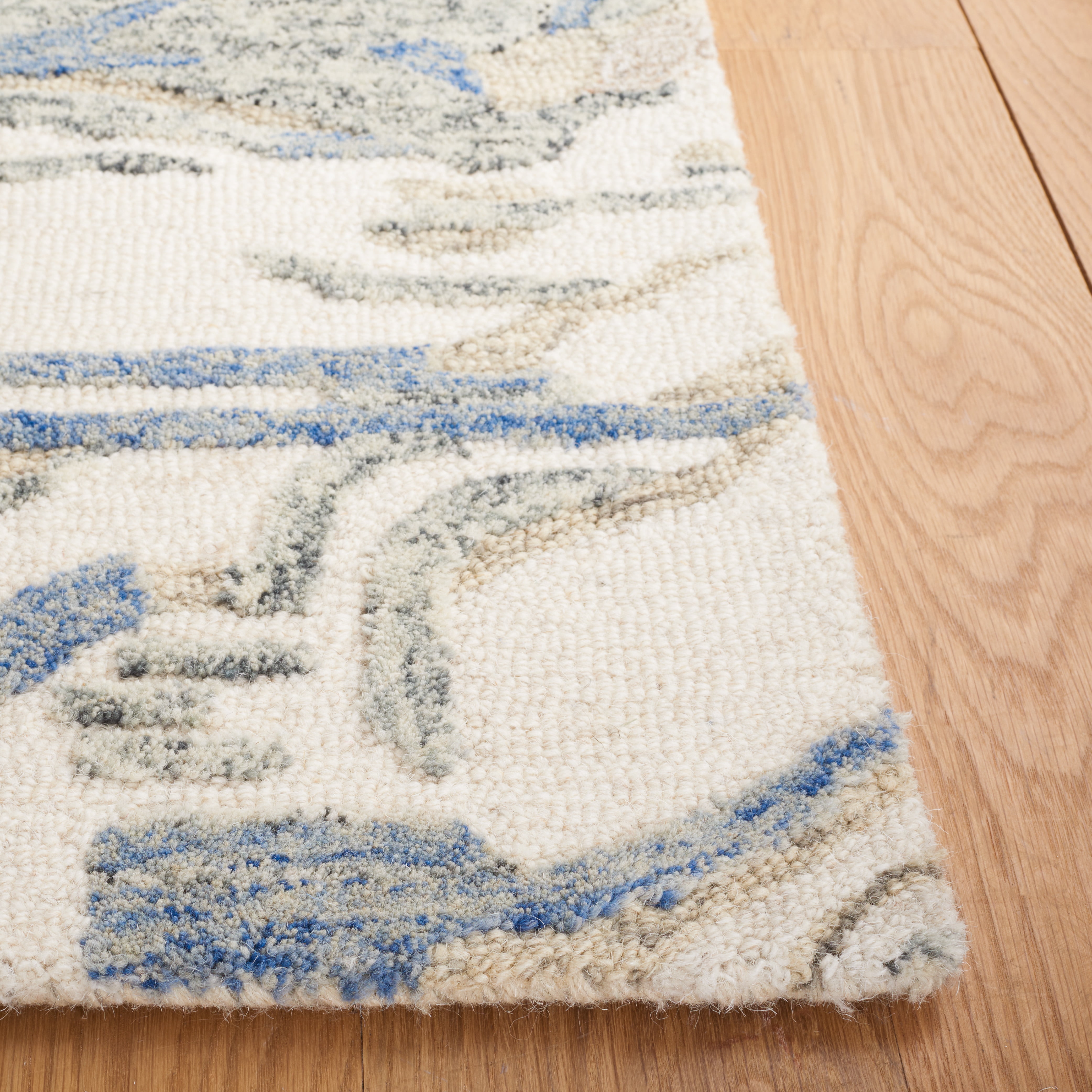 SAFAVIEH Metro Mirjana Distressed Area Rug, Ivory/Natural, 5' x 8'