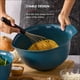 thumbnail image 4 of Juego de 3 tazones de plástico para mezclar KitchenAid, universales, anidados, 4 of 6