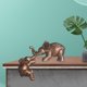 thumbnail image 4 of Lindo o estatuil de pulpo resina Animal estatua escultura interior al aire libre oficina escritorio estante TV estante decoración Cobre Sunnimix Figurilla de resina, 4 of 8