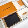 thumbnail image 2 of Tiro Físico L.V Nuevo Soporte Para Pasaporte Para Hombre MonogramM60181 Cartera Con Caja, 2 of 4