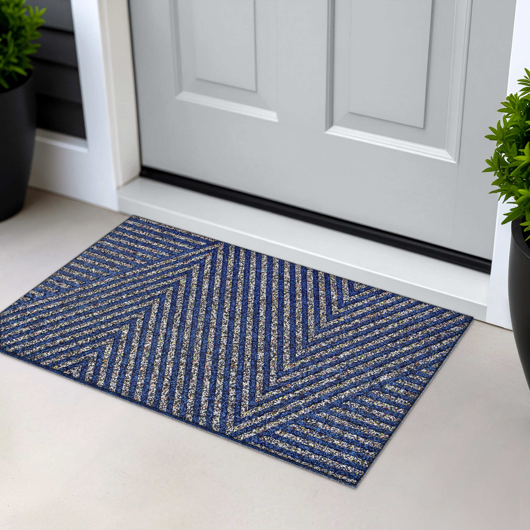 Apache Mills Blue Peaks and Valleys Endurance Outdoor Rubber Doormat made with Nike Grind, 18" x 30"