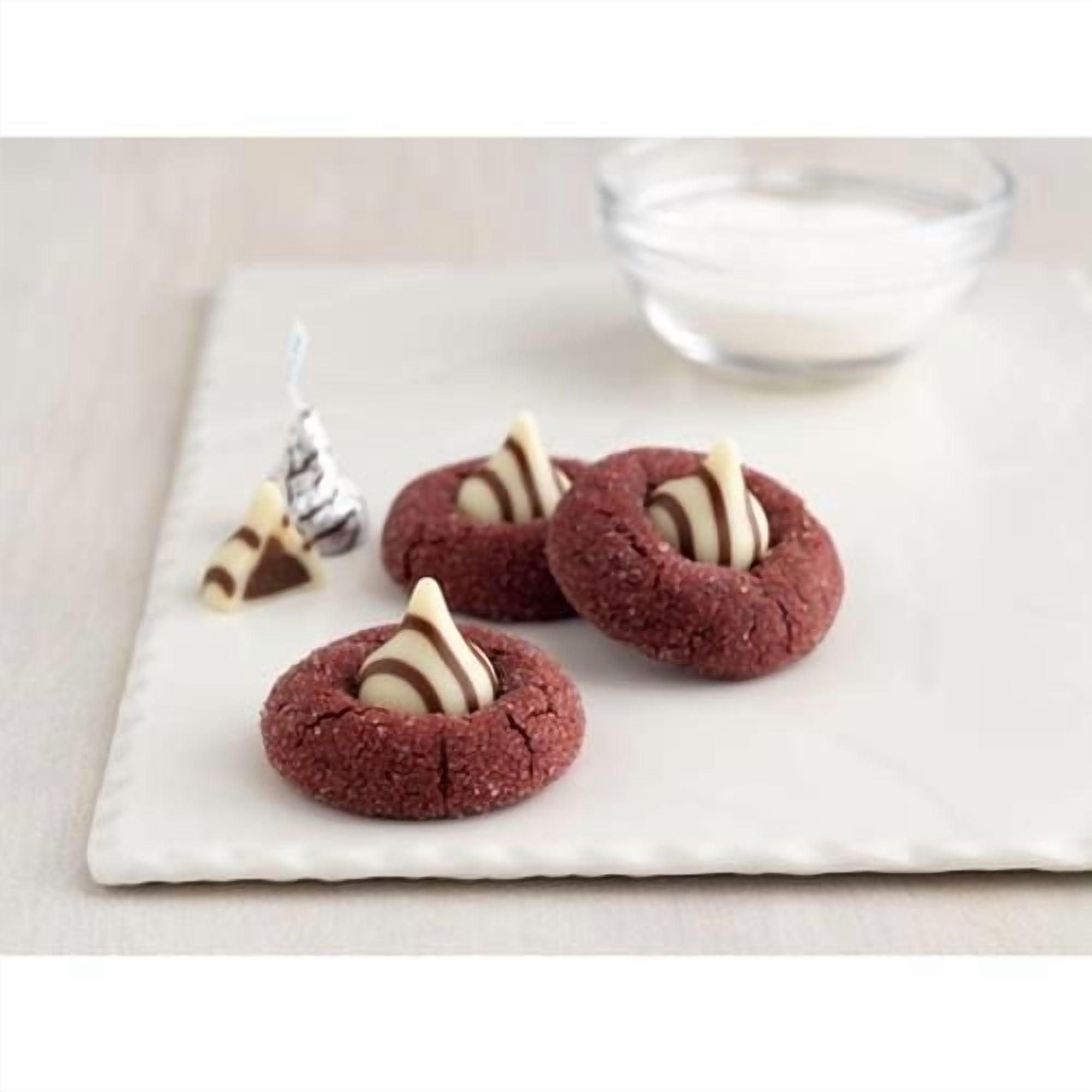 Hersheys Hugs Milk Chocolate And White Creme Candy Share Pack, 10.6 Oz - Pack of 2