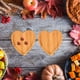 thumbnail image 2 of Bandeja de madera de bambú ecológica con forma de corazón, 2 unidades, para servir comida, té, café, pan, fruta, aperitivos, para hotel, restaurante y hogar., 2 of 6