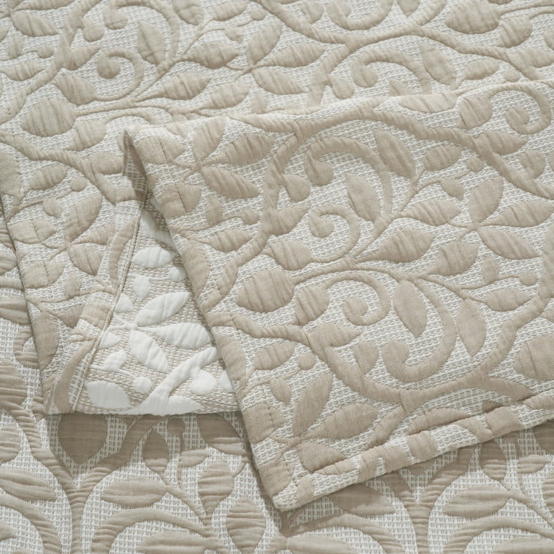 Superior Vineyard Cotton Blend Matelasse Coverlet, Throw, Beige