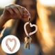thumbnail image 2 of Clip en forma de corazón Uxcell [Paquete de 15] - Clip de llavero con gancho de resorte [Rosa/Aleación de aluminio], 2 of 6