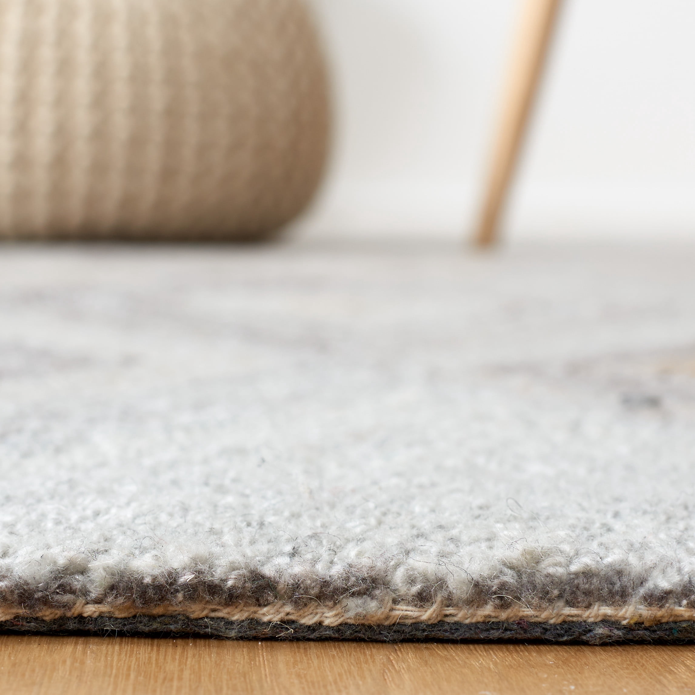 SAFAVIEH Metro Bronte Diamond Runner Rug, Grey/Light Brown, 2'3" x 9'