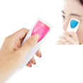 thumbnail image 2 of Heated eyelash curler Heated eyelash curler (random color), 2 of 5