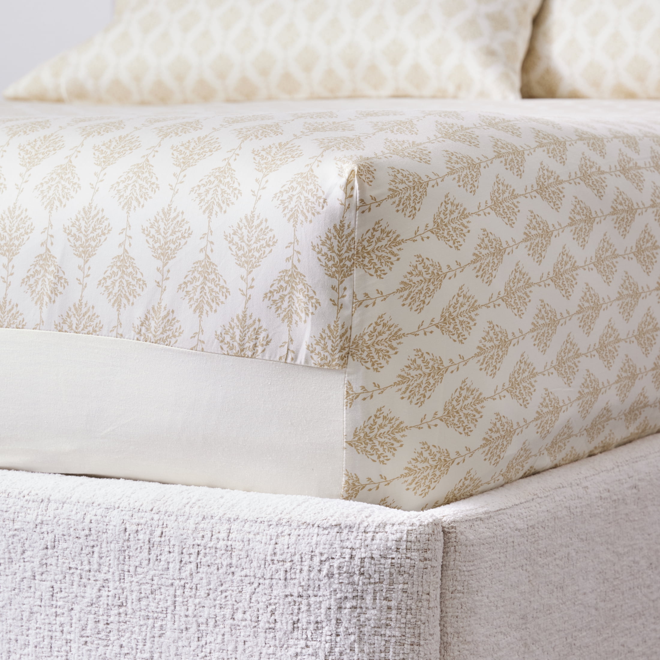 Better Homes & Gardens 4-Piece 400 Thread Count Performance Bed Sheet Set, Botanical Stripe Almond Biscuit, Full