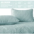 thumbnail image 6 of Exclusivo Mezcla Queen Quilt Bedding Set, Lightweight Vintage Queen Size Quilts with Pillow Shams, Soft Bedspreads Coverlets for All Seasons (96"x90", Aqua), 6 of 8