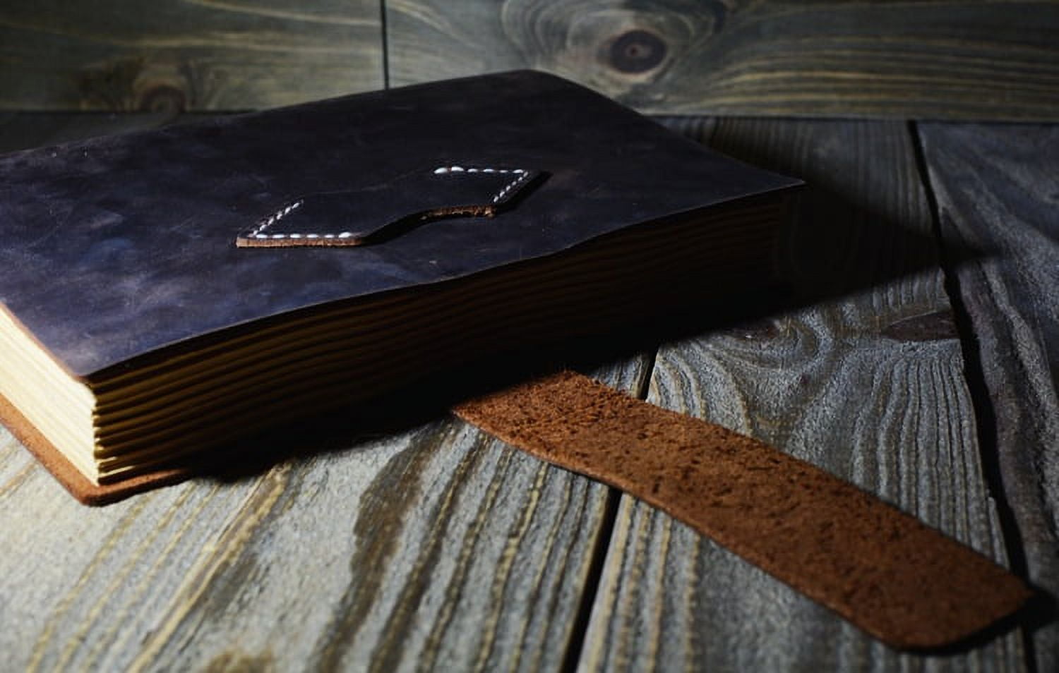 Leather Journal | 9 x 6 x 1.5 | Handmade & Bound | 160 Unlined Pages | Thick Kraft Paper | Fast Shipping | Sketchbook | Linen Bag |