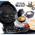 thumbnail image 4 of Uncanny Brands Star Wars The Mandalorian The Child Waffle Maker- Baby Yoda Waffles, 4 of 5