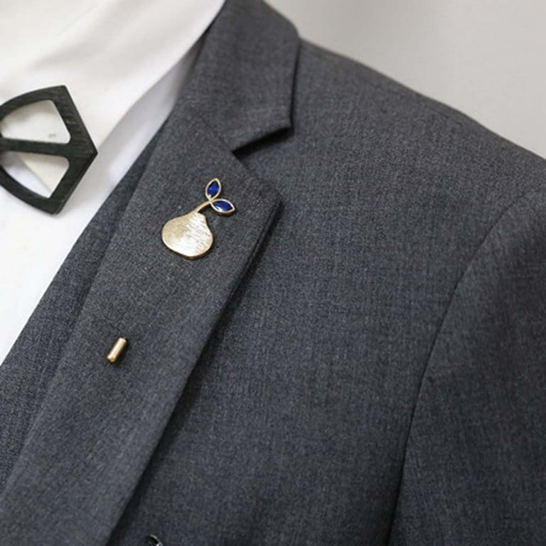 Shirt brooch 2024