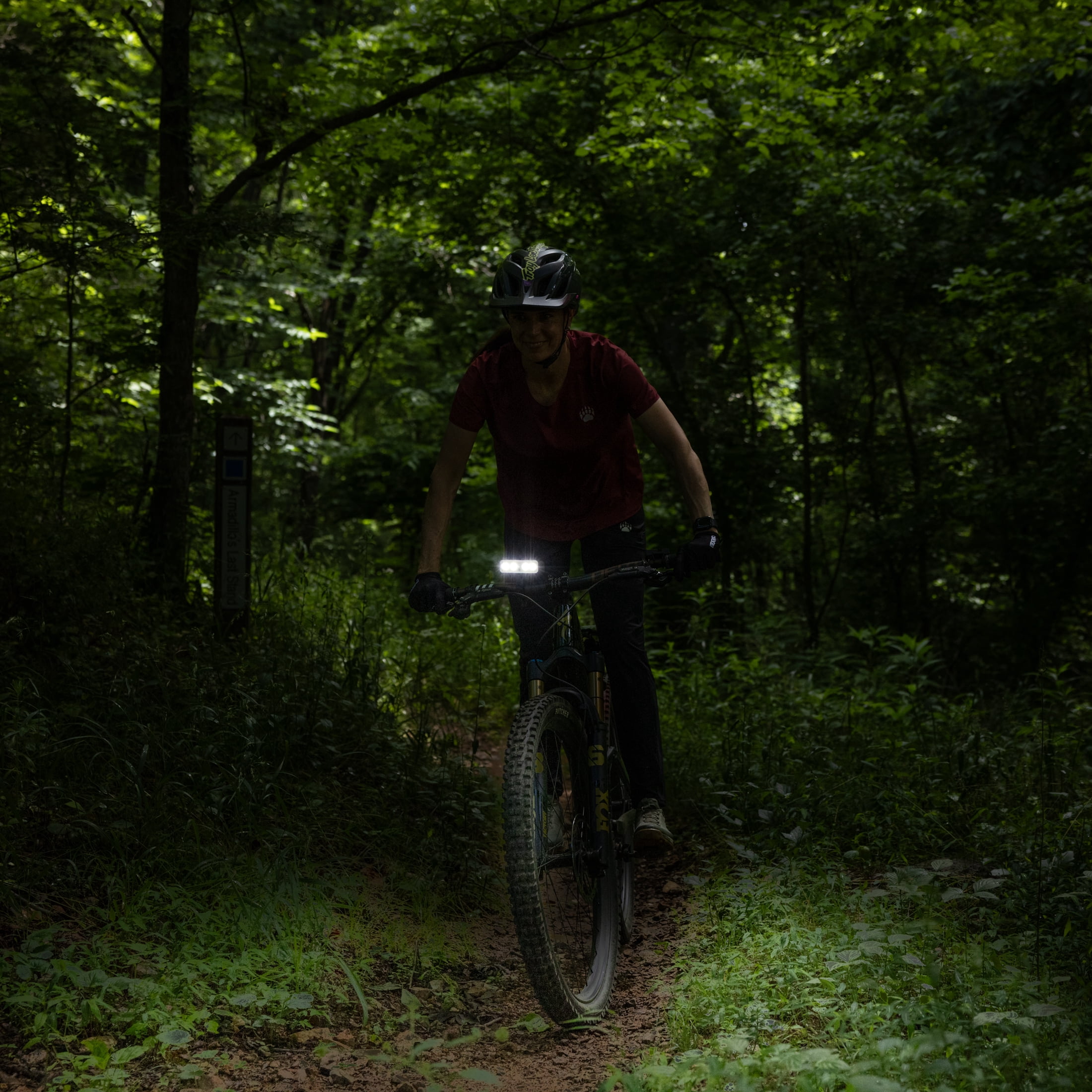 Swiss Tech High Powered Smart Bicycle Light Combo with 2000 Lumen Front Light