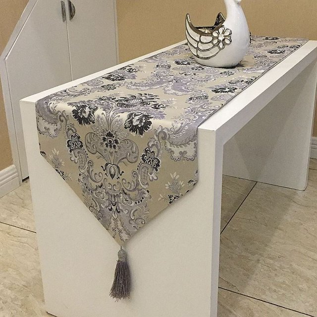 Camino de mesa sencillo con jacquard de seda plateada europea, decoración para el hogar, mantel individual con bandera bordada suave