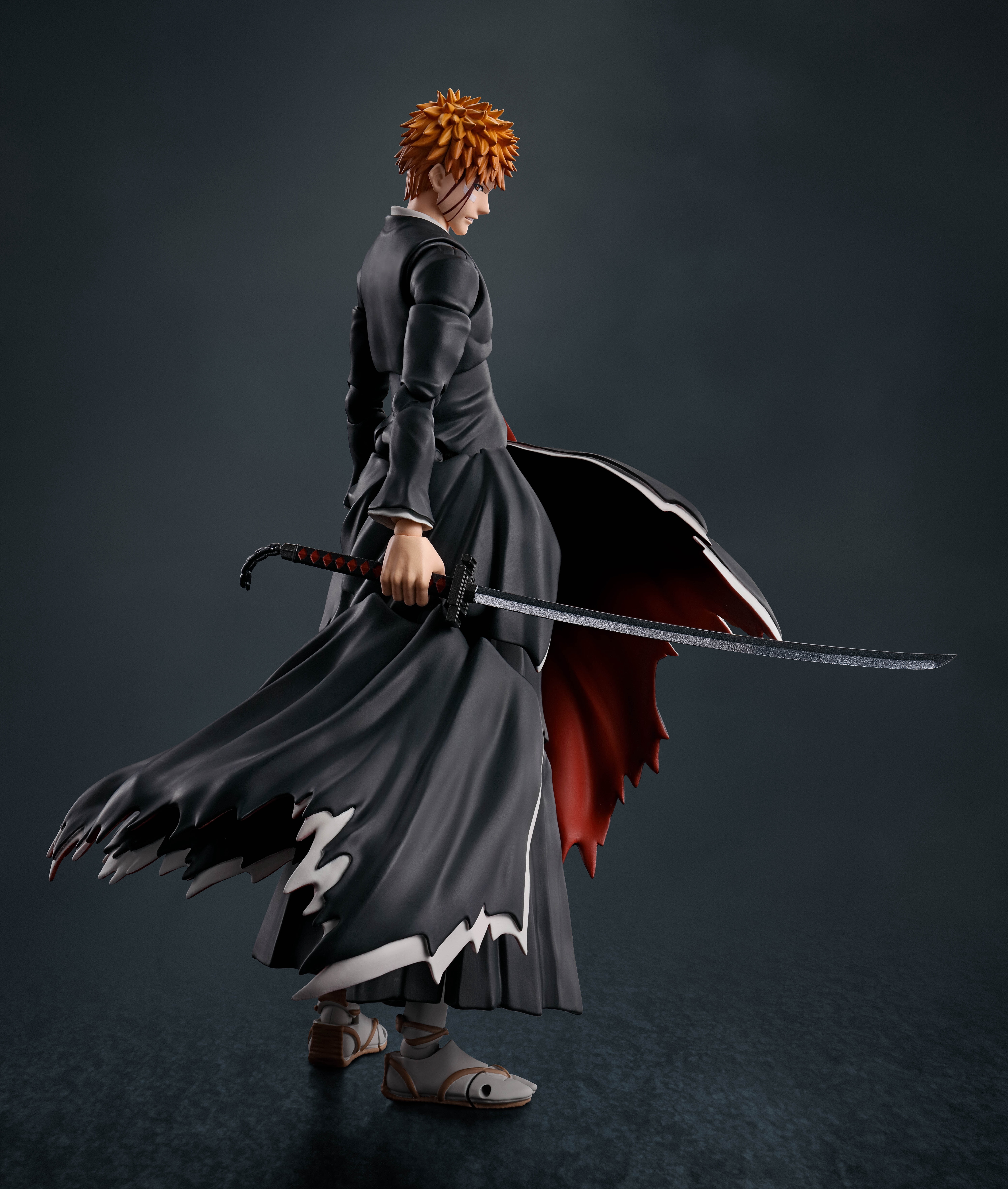 Tamashii Nations - Bleach - S.H.Figuarts - Ichigo Kurosaki (Getsuga Tensho) Action Figure