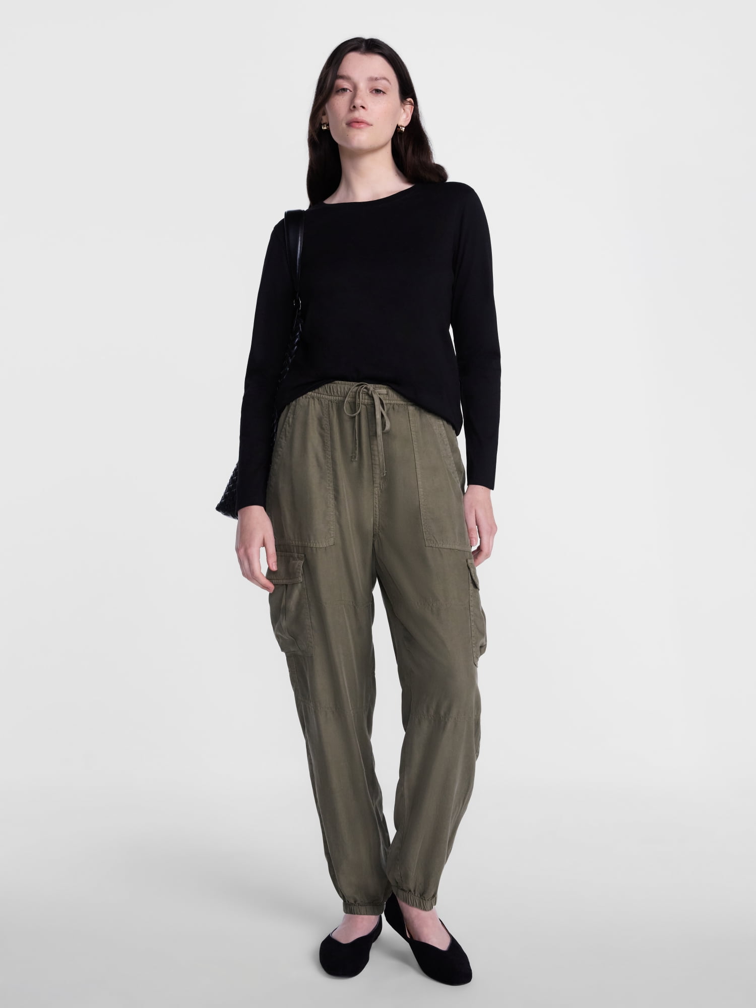 Scenario Women's Soft Fluid Cargo Joggers, 28" Inseam, Sizes XS-XXXL