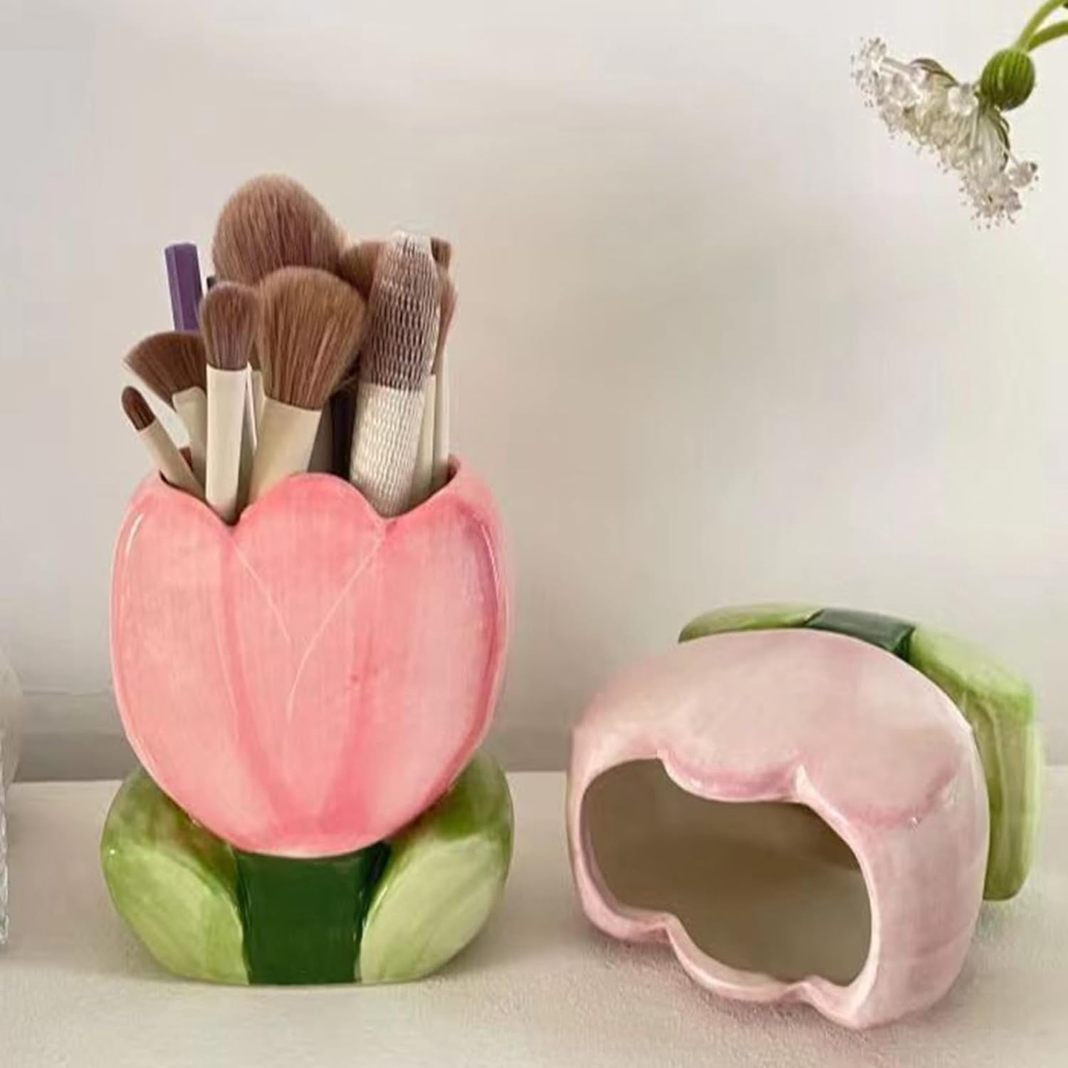Pen Holder for Desk Tulips Vase Decor Aesthetic Cute Toothbrush Holder Pencil Holder for Office Makeup Brush Holder Yellow Kawaii Desk Accessories Home Decor Birthday Gifts for Women