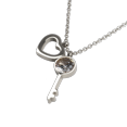 thumbnail image 2 of Collar para Mujer de Corazón y Llave LuckyLy, Dije y Cadena de Acero Inoxidable, Modelo Mila plateado UNITALLA, 2 of 7