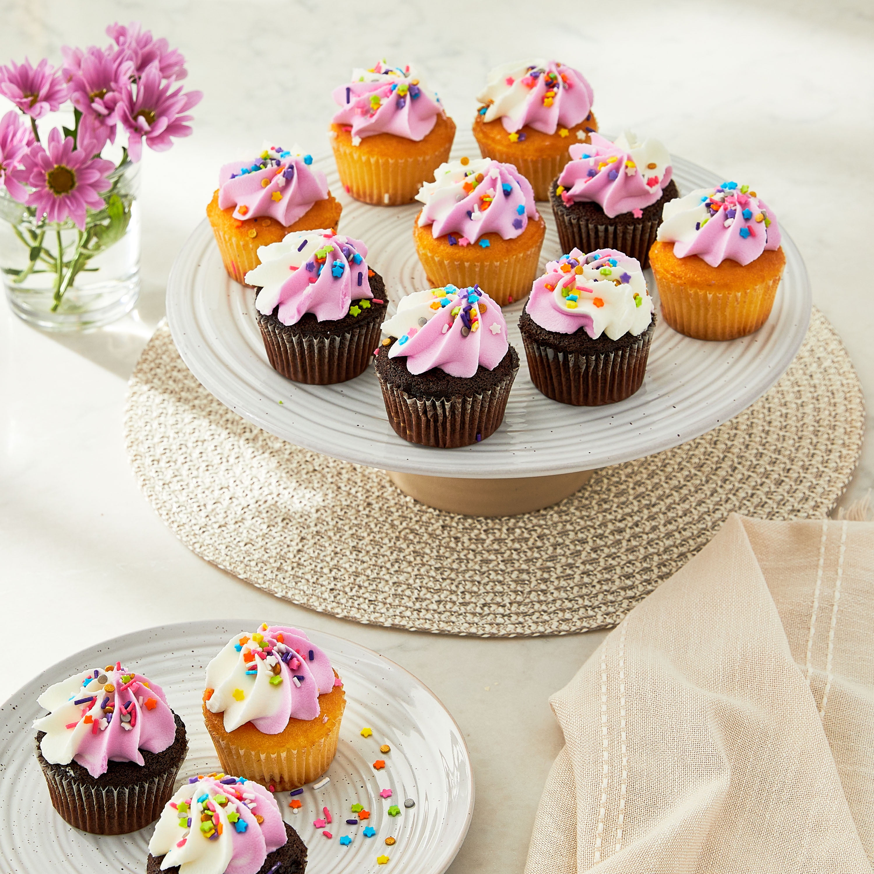 Freshness Guaranteed Chocolate and Vanilla Cupcakes with Pink and White Icing and Sprinkles, 26.2 oz, 12 Count