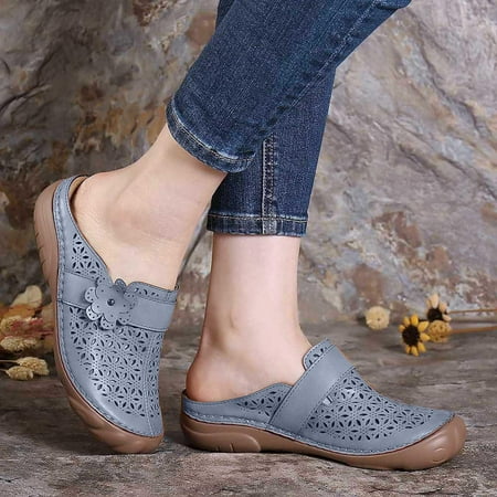 

cllios Mules for Women Summer Beach Clogs Sandals Closed Toe Mules Shoes Casual Working Nurse Shoes