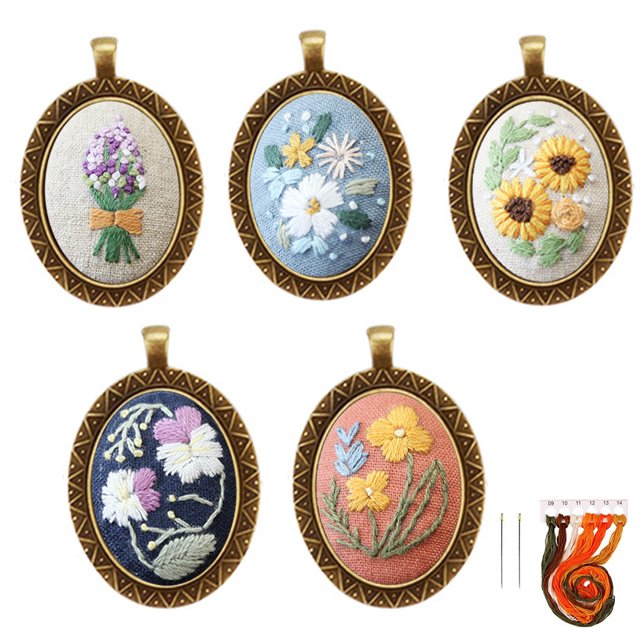 Coofit 5 Ensembles Broderie Starter Kit Créatif Rétro DIY Charme Collier Pull Collier