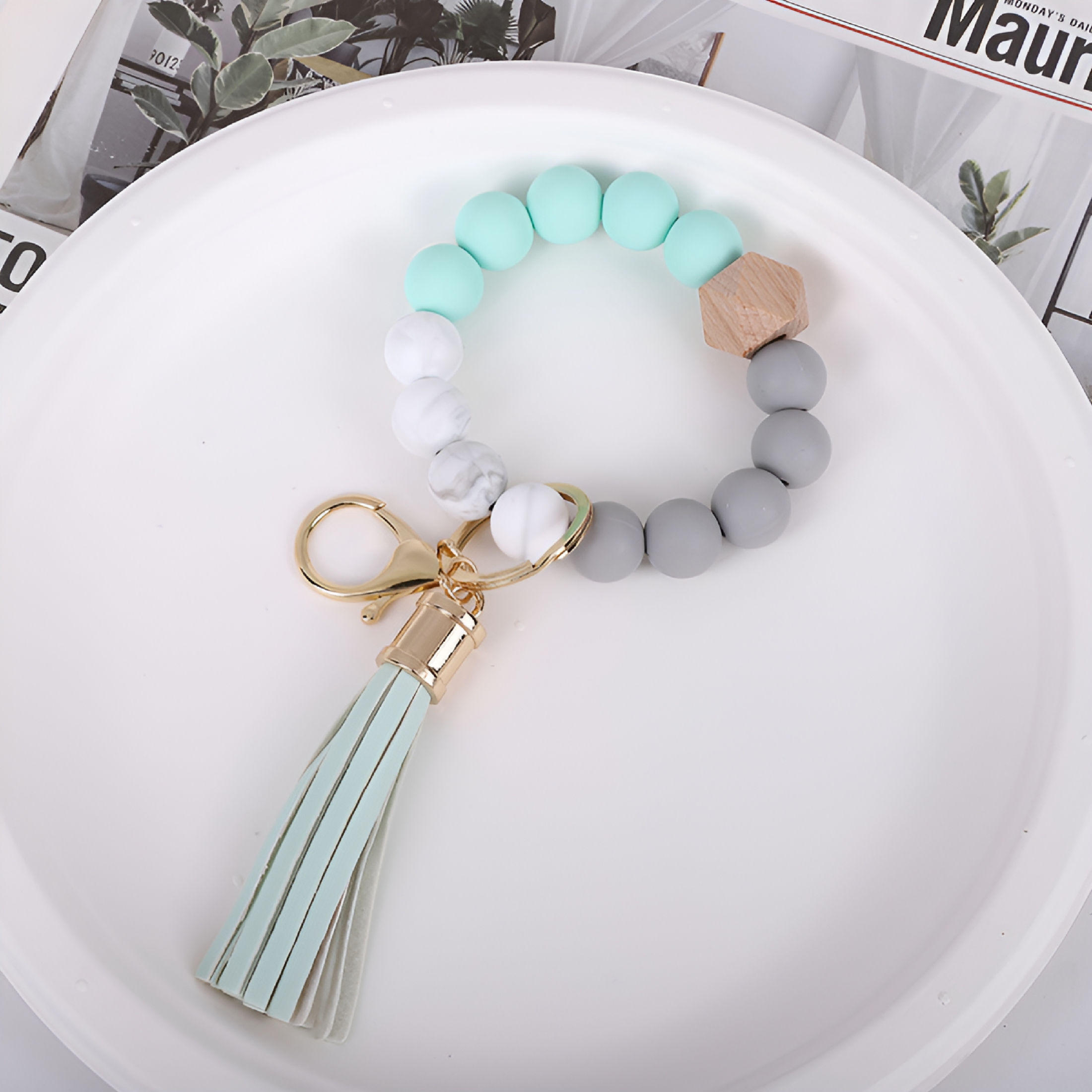 DESIGNICE Fashion Creative Keychain Bracelet Wristlet Key Ring Beaded Bangle Key Chains for Women Key Wristlet for Women