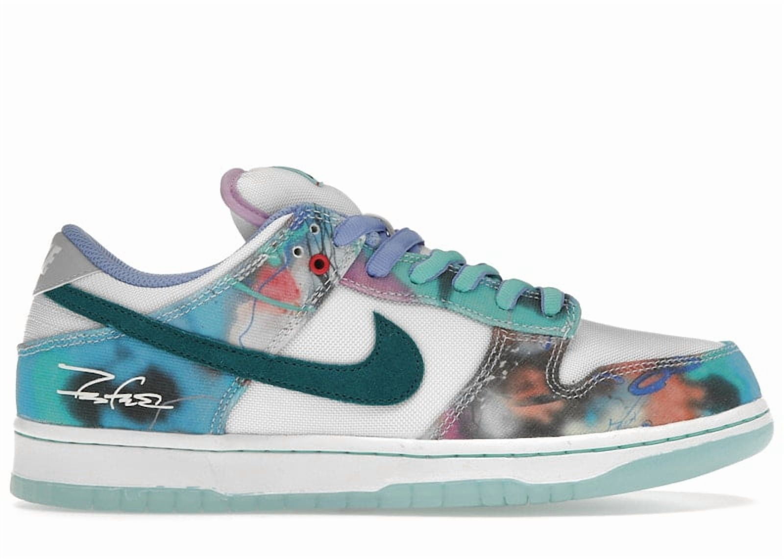 Nike Men's SB Dunk Low Pro J-Pack Chicago Skateboarding Shoes