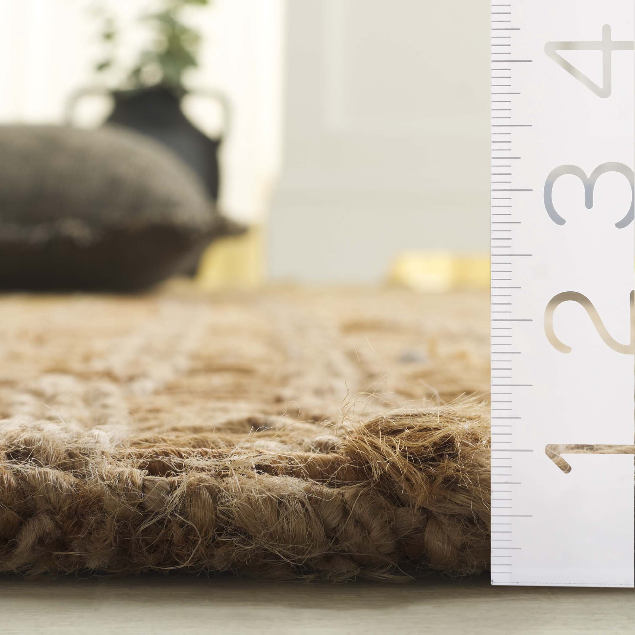 SAFAVIEH Natural Fiber Brittania Solid Area Rug, Natural, 4' x 6'