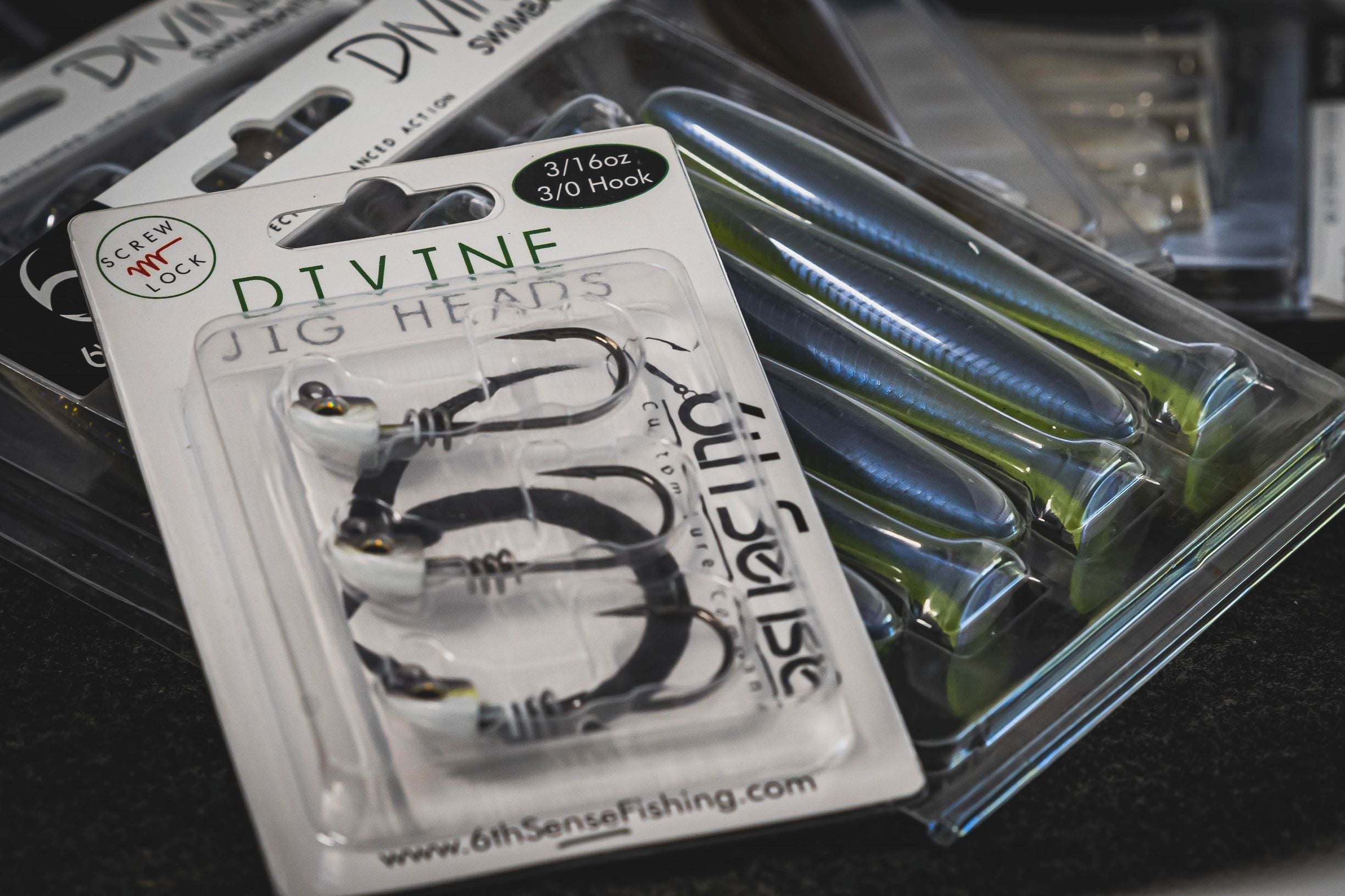6th Sense Fishing Divine Swimbait Jig Head - Baby Shad 1/4oz. 4/0 (3pk)