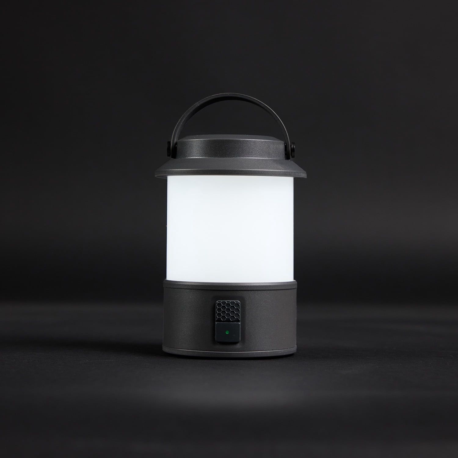 Swiss Tech Tragbar Compact Rechargeable Lantern, 1000 Lumens, 36 Hour Battery Life, IP54 Weatherproof, 6 Modes