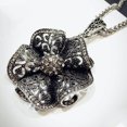 thumbnail image 4 of Funie Rétro Strass Pendentif Fleur Creuse Femmes Collier Pull Chaîne Bijoux Cadeau, 4 of 4