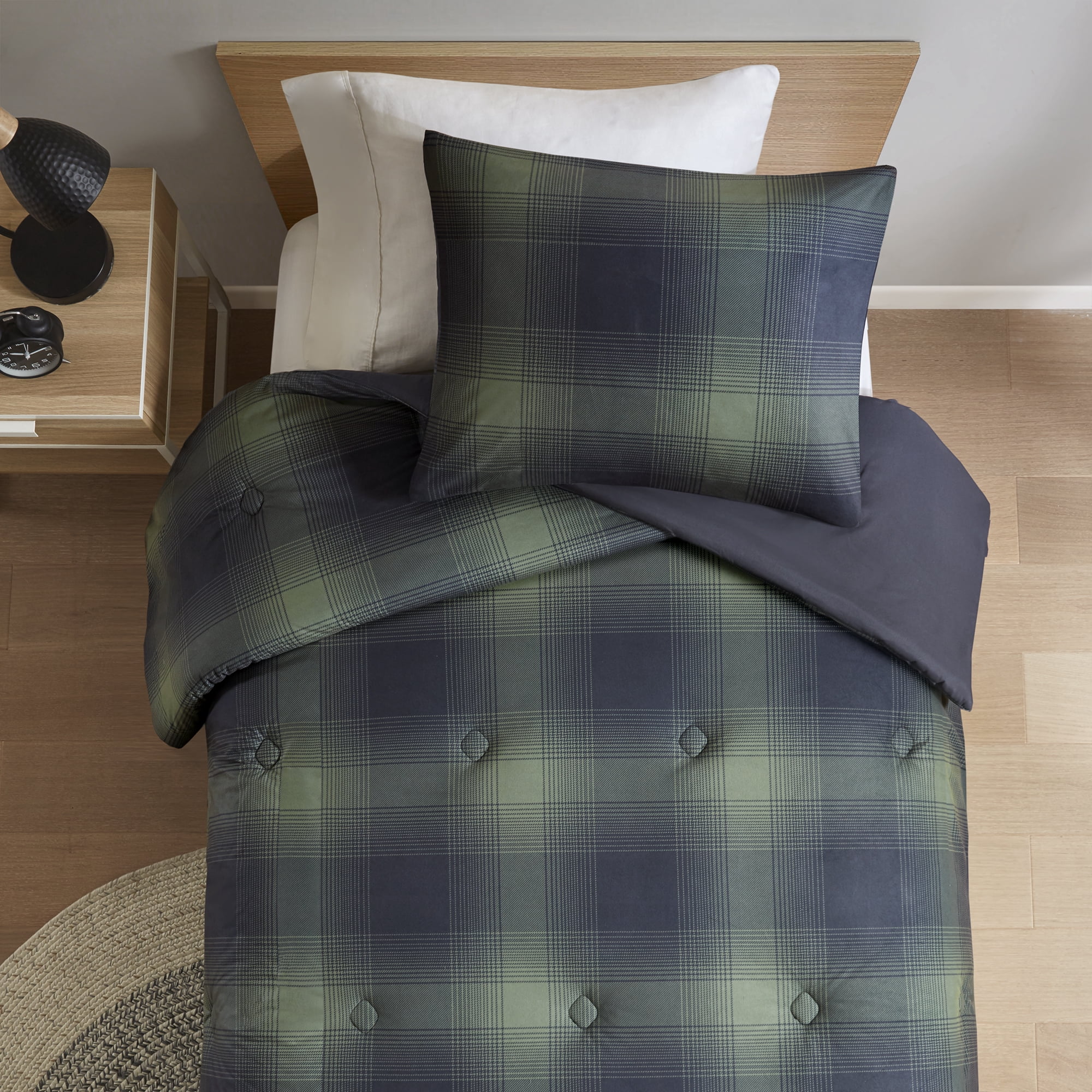 Mainstays Shadow Plaid 2-Piece Green Comforter Set, Twin/Twin XL
