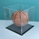 thumbnail image 3 of Vitrina de acrílico transparente Yuarrent para colección de baloncesto con soporte, 3 of 6