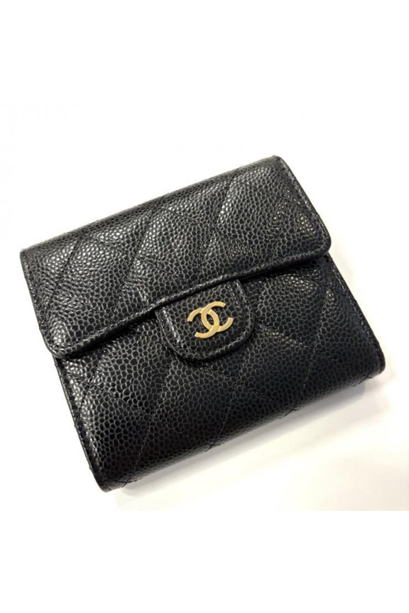 Pre-Owned CHANEL Matelasse Classic Small Flap Wallet with Coco Mark in Caviar... (Good)