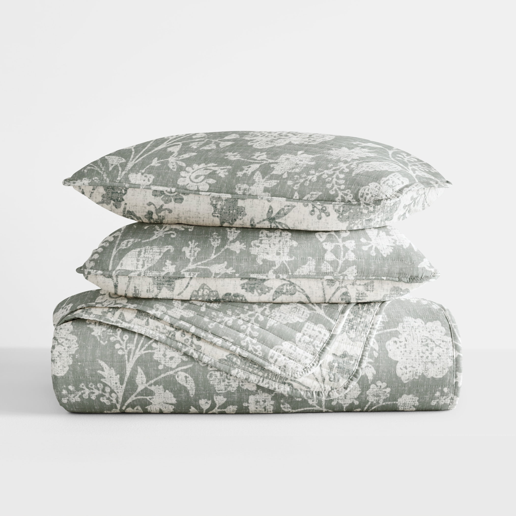 Lightweight Quilt Set Super Soft Wrinkle Resistant Quilted Coverlet Floral Patterns by Comfort Canopy