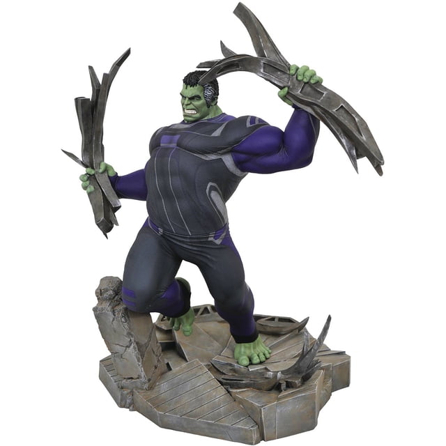 Marvel Gallery 9 Inch Statue Figure Avenger Endgame - Tracksuit Hulk