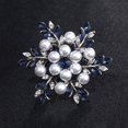 thumbnail image 3 of Accesorio delicado de la decoración de la ropa del broche del copo de nieve de la perla cristalina, 3 of 4