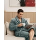 thumbnail image 4 of Bata de Baño NY Threads de Coral Fleece de Lujo para Hombre Gris Talla L-XL, 4 of 6