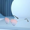 thumbnail image 1 of Montures de Lunettes de Soleil Classiques pour Enfants 400 Cœur Mignonnes en Forme de Garçon Lunettes de Soleil Pare-Soleil Rouge Bleu, 1 of 7