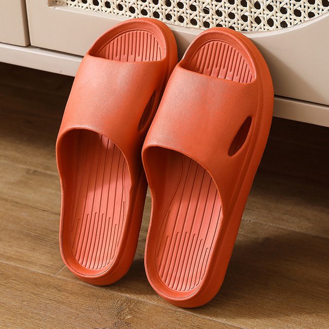 Slip-on Slippers Summer Unisex Non-Slip Bathroom Thicken Bottom Slippers