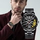 thumbnail image 1 of Reloj deportivo para hombres de color amarillo con forma de rueda de automóvil, reloj de moda para hombres, reloj automático con forma de neumático, 1 of 6