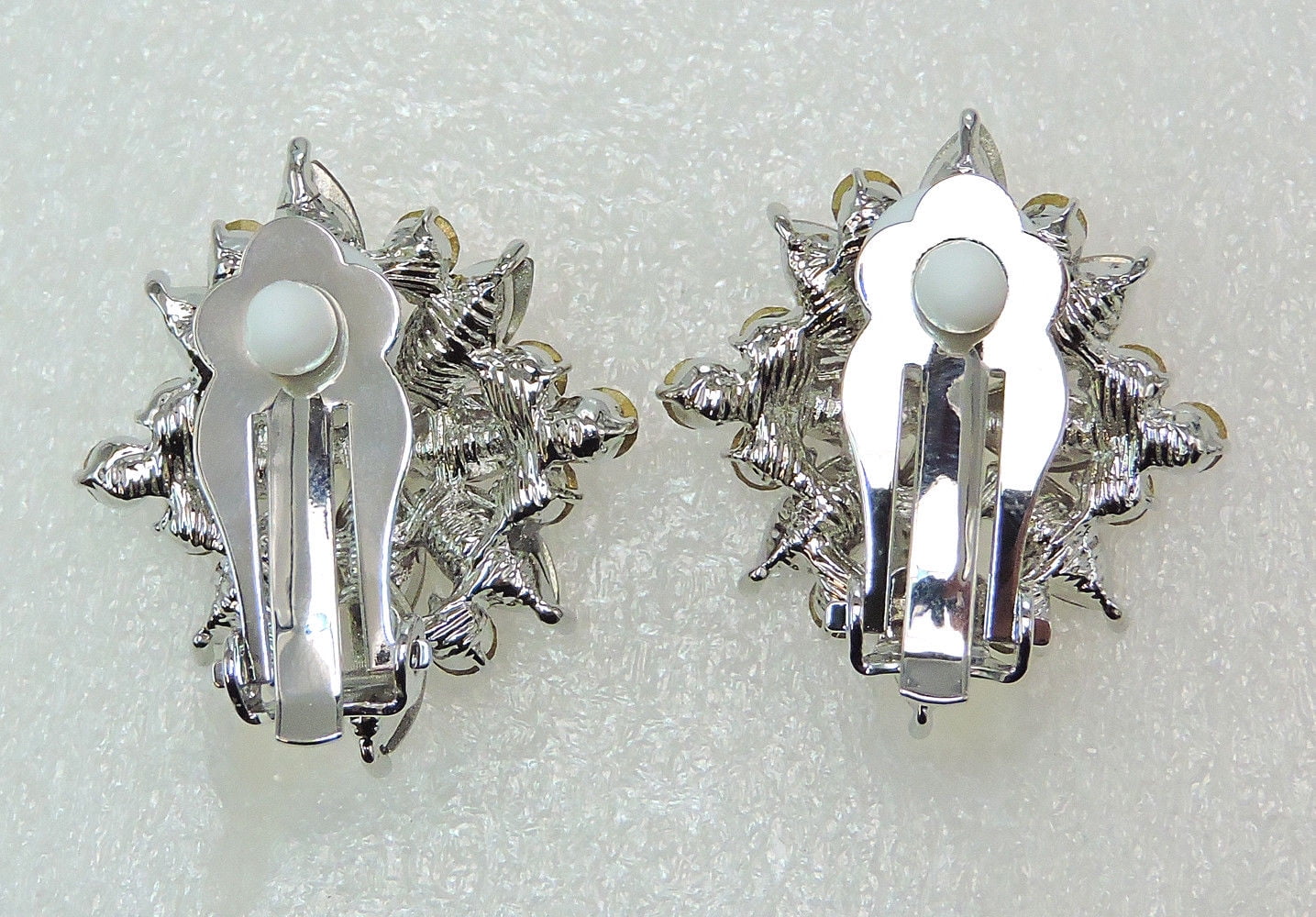 Faship Stunning Black Crystal Floral Clip On Style Earrings