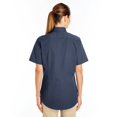 thumbnail image 2 of Harriton Chemise à Manches Courtes en Sergé 100 % Coton pour Femmes avec TéflonTM, 2 of 2