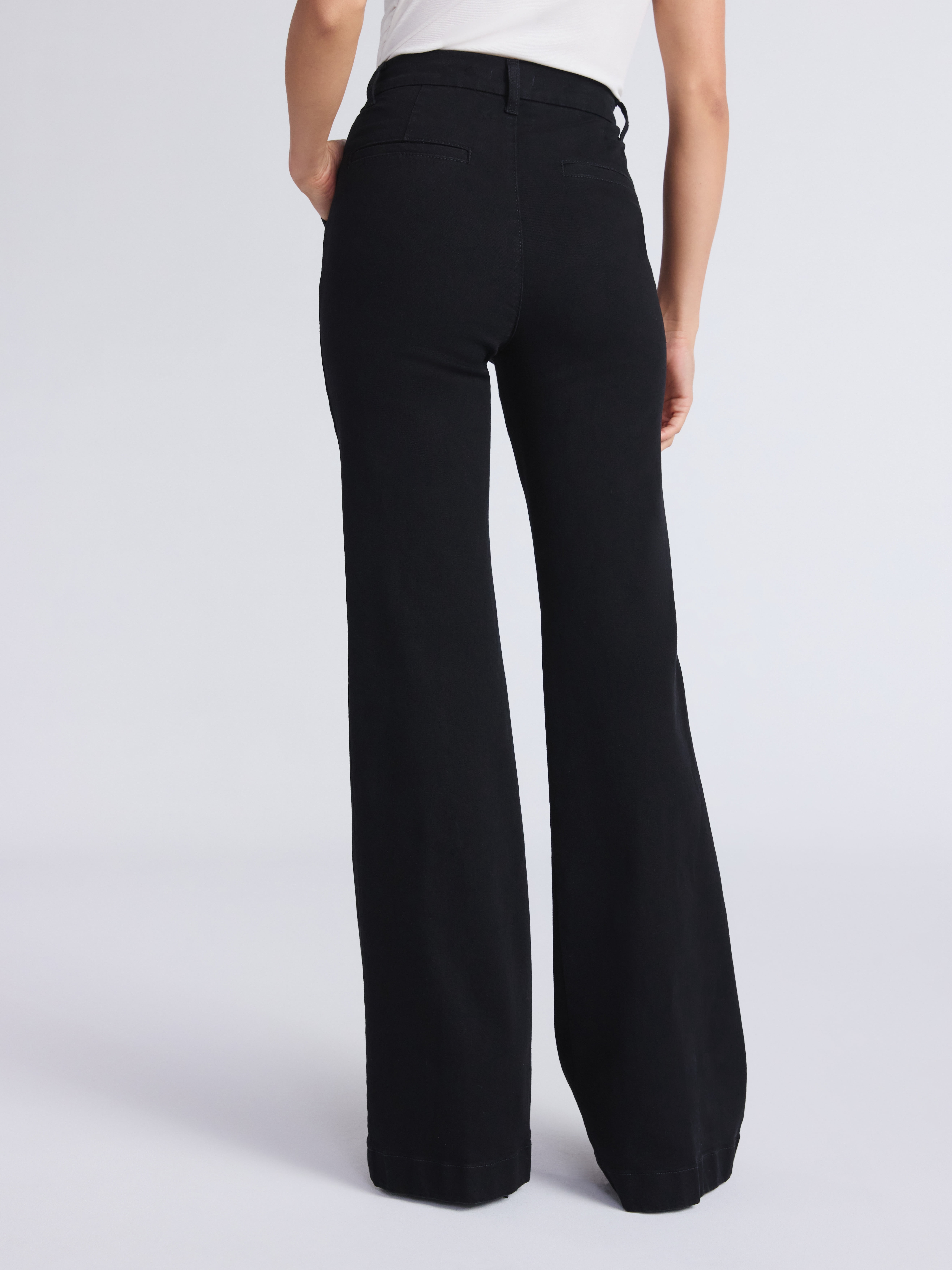 Sofia by Sofia Vergara Women's and Women's Plus Trouser Flare High Rise Jeans, 30.5", 32.5" and 34.5" Inseam, Sizes 0-28W