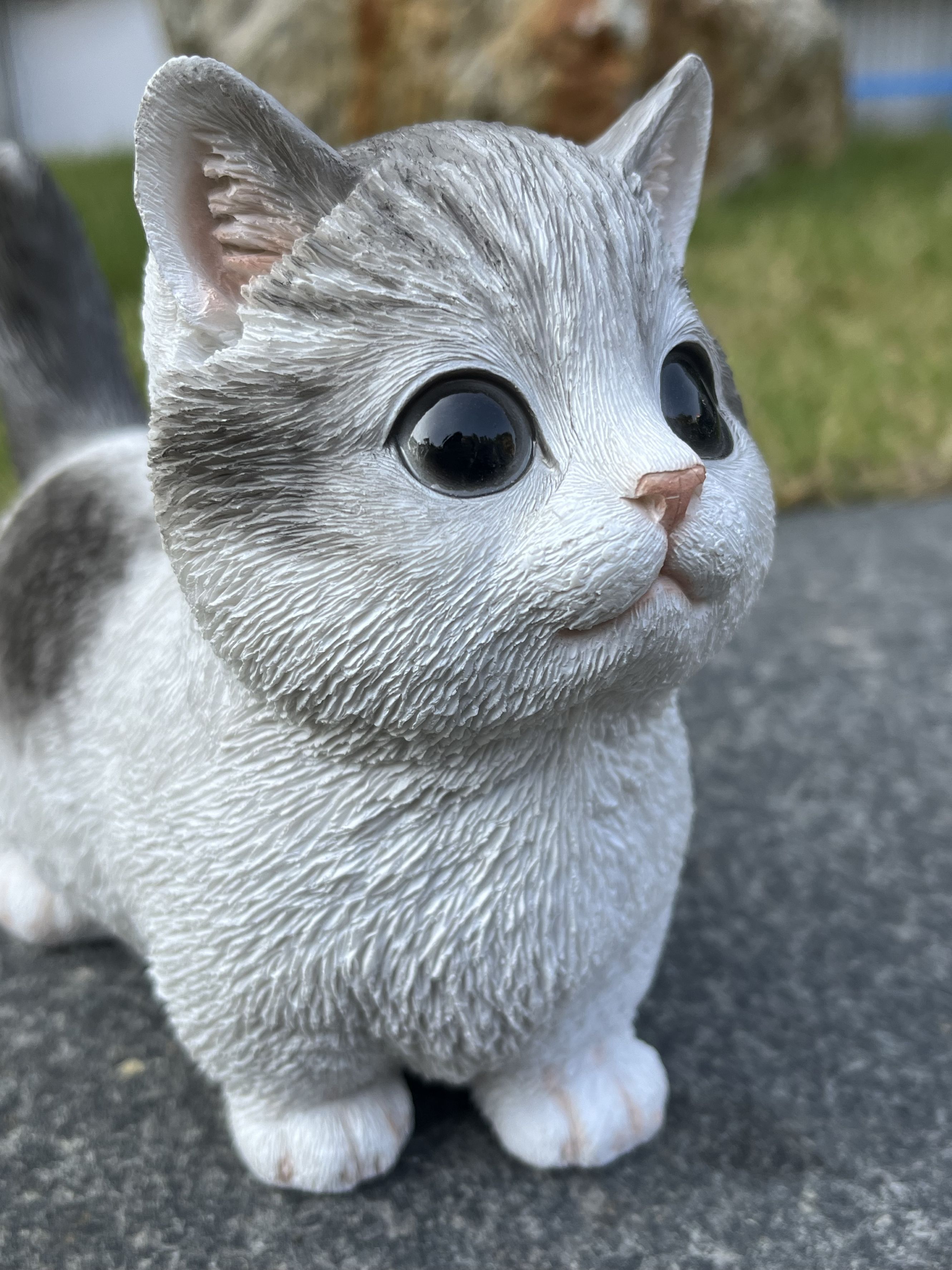Sitting Cat Kitten Statue-Gray